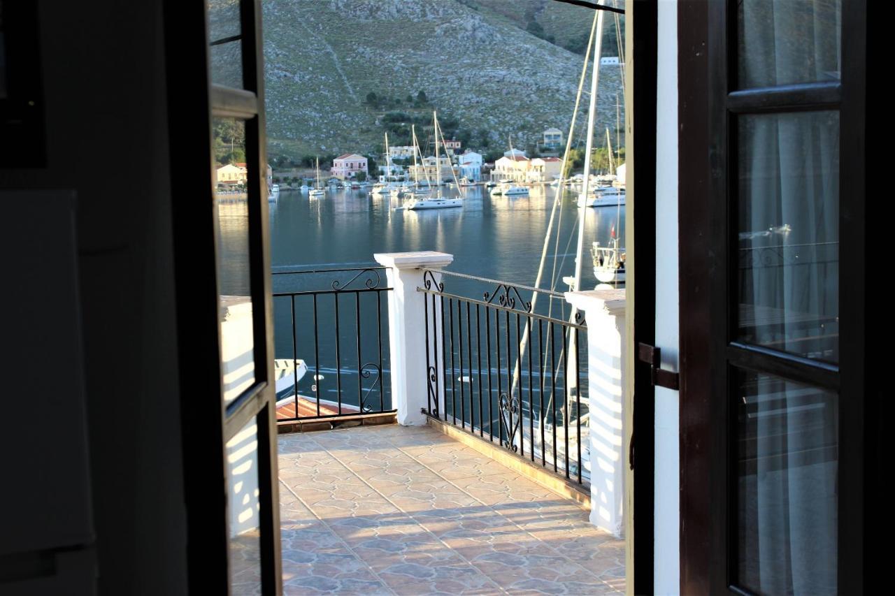 Gompos Apartment - Cozy Apartment Next To The Sea - Amazing Sea View Symi Extérieur photo