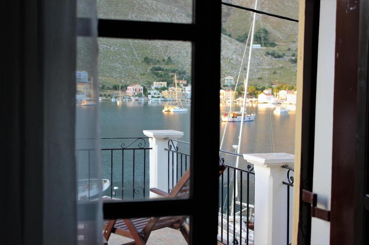 Gompos Apartment - Cozy Apartment Next To The Sea - Amazing Sea View Symi Extérieur photo