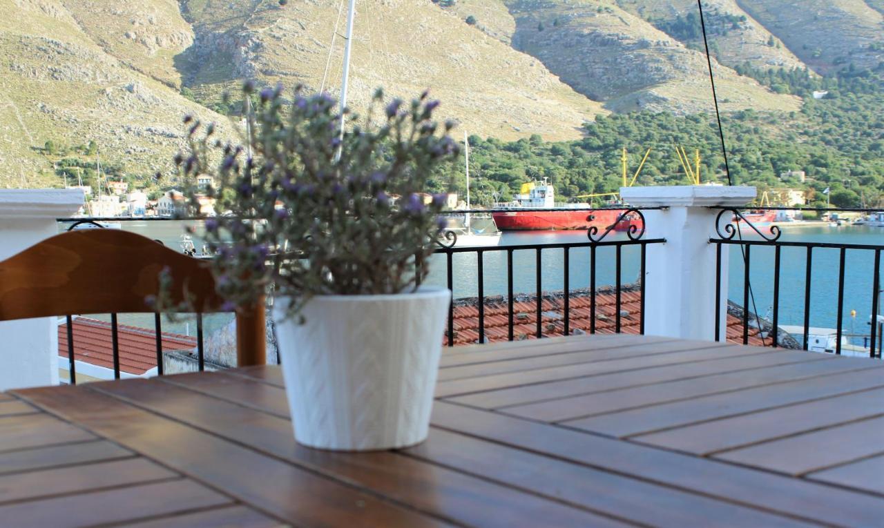 Gompos Apartment - Cozy Apartment Next To The Sea - Amazing Sea View Symi Extérieur photo