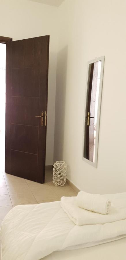 Gompos Apartment - Cozy Apartment Next To The Sea - Amazing Sea View Symi Extérieur photo