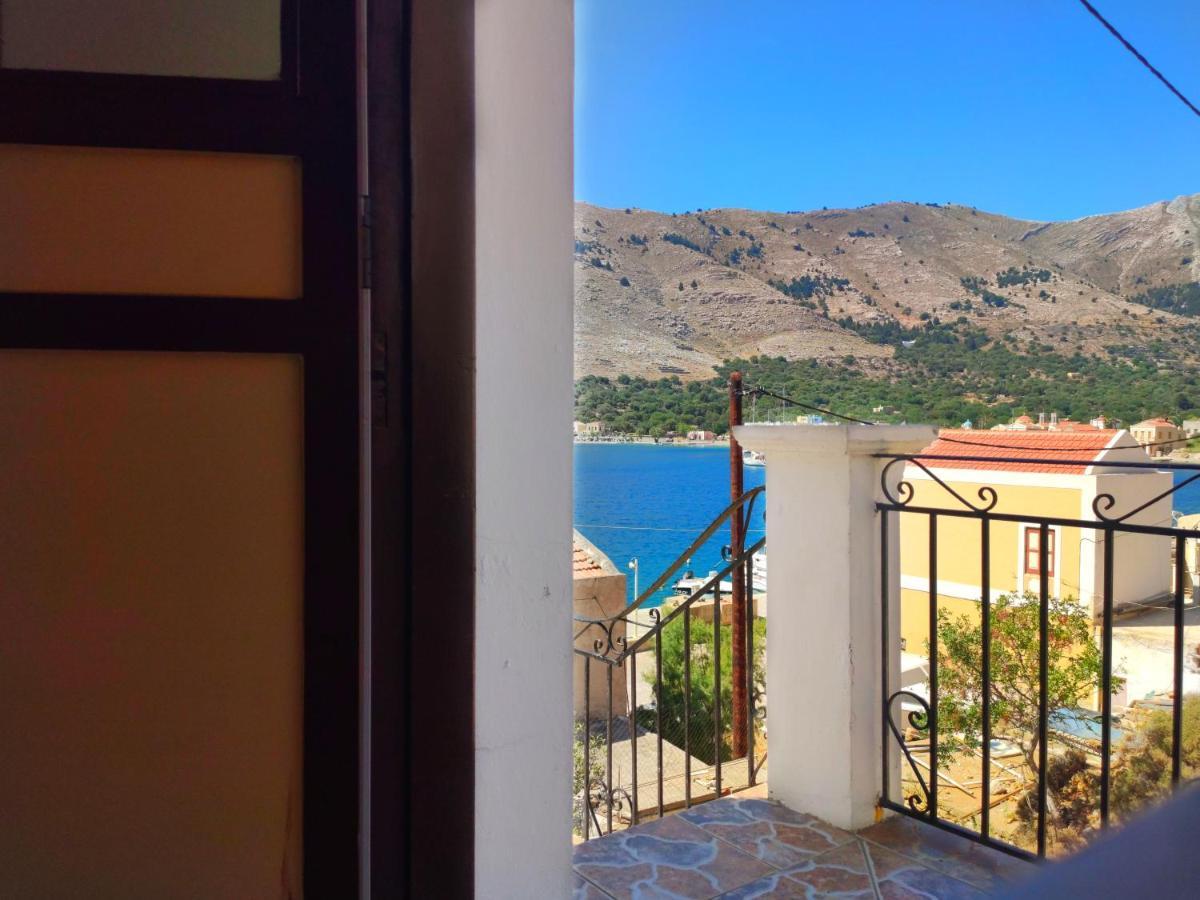 Gompos Apartment - Cozy Apartment Next To The Sea - Amazing Sea View Symi Extérieur photo