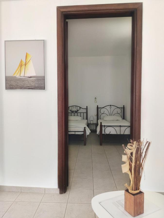 Gompos Apartment - Cozy Apartment Next To The Sea - Amazing Sea View Symi Extérieur photo